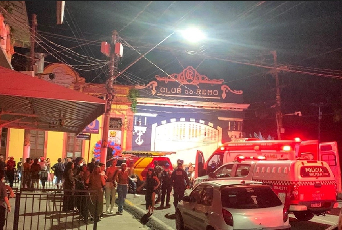 Piso de casa de eventos danificado após desabamento em Belém