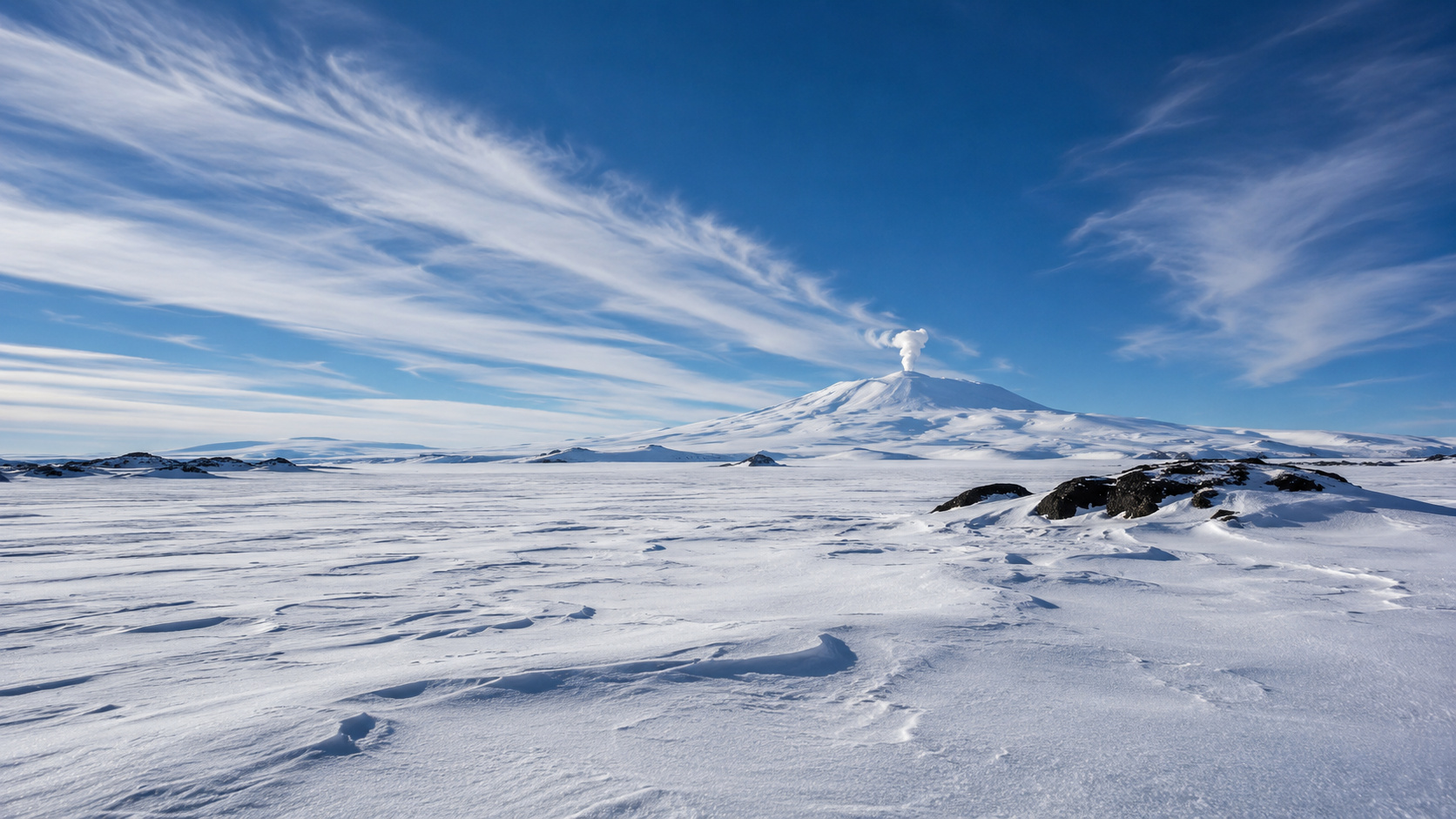 Monte Erebus, vulcão ativo na Antártida