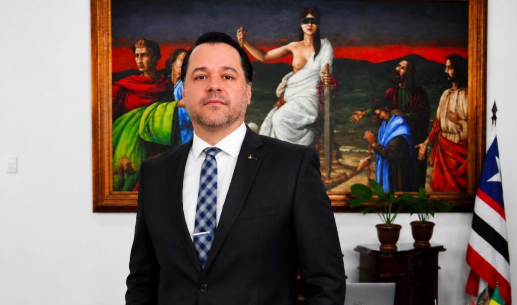 penduricalhos