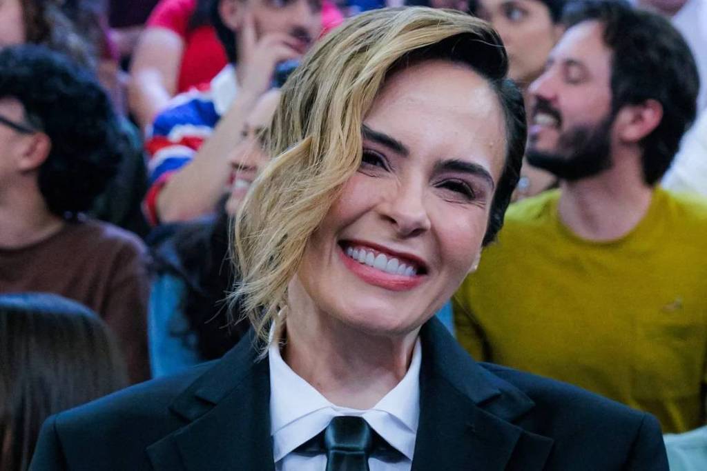 Ana Paula Renault durante participação no Altas Horas