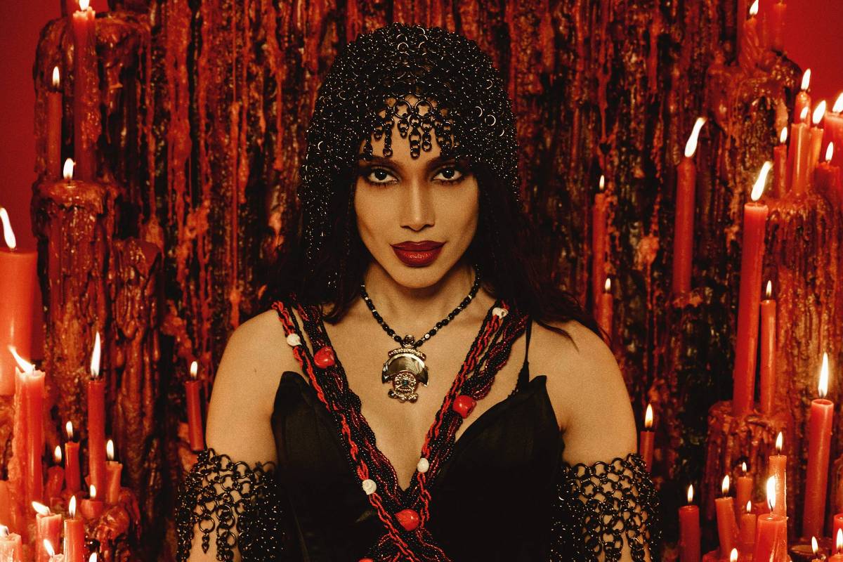 Anitta em foto de divulgação do álbum Equilibrium II