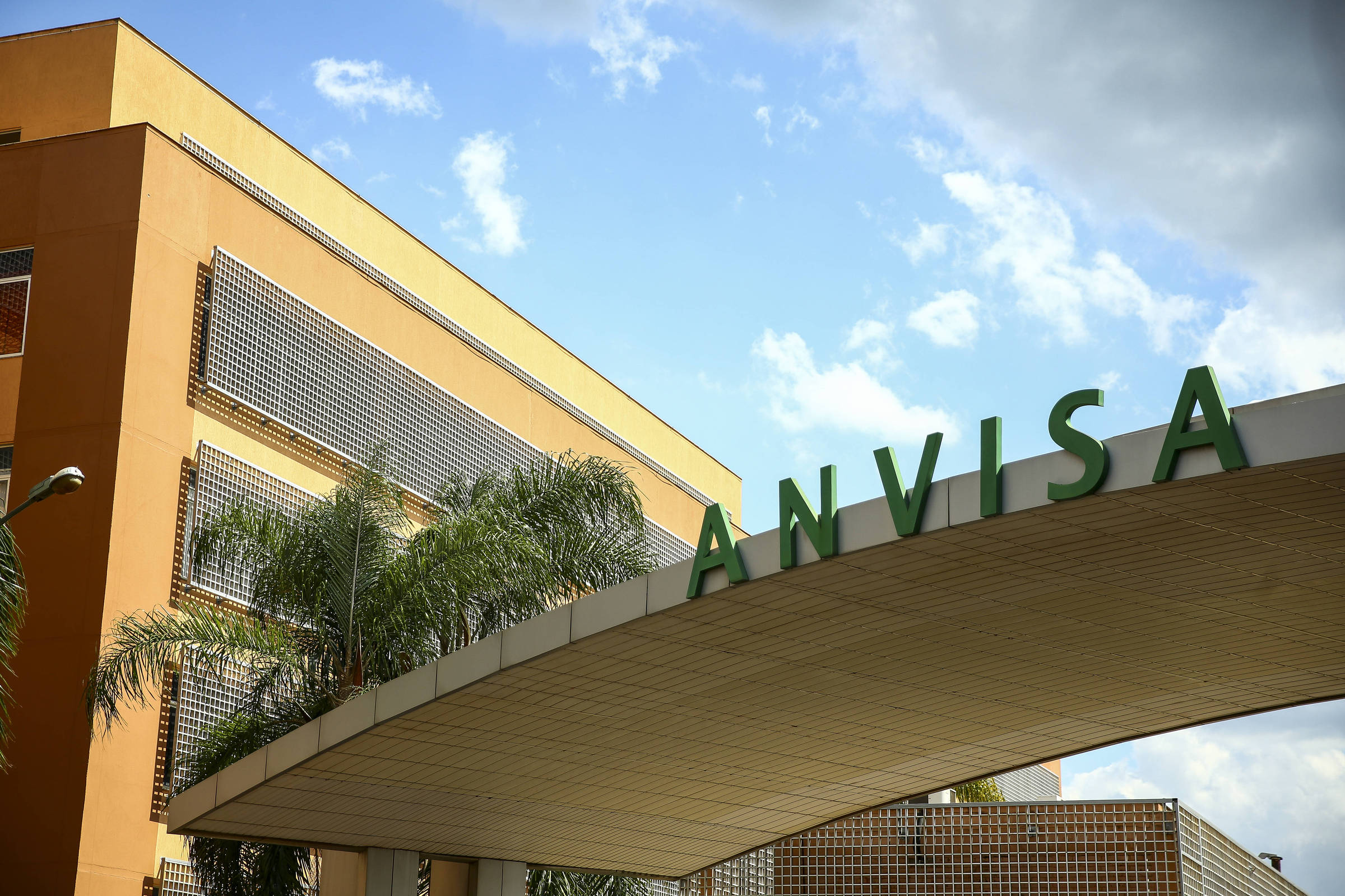 Fachada da sede da Anvisa em Brasília