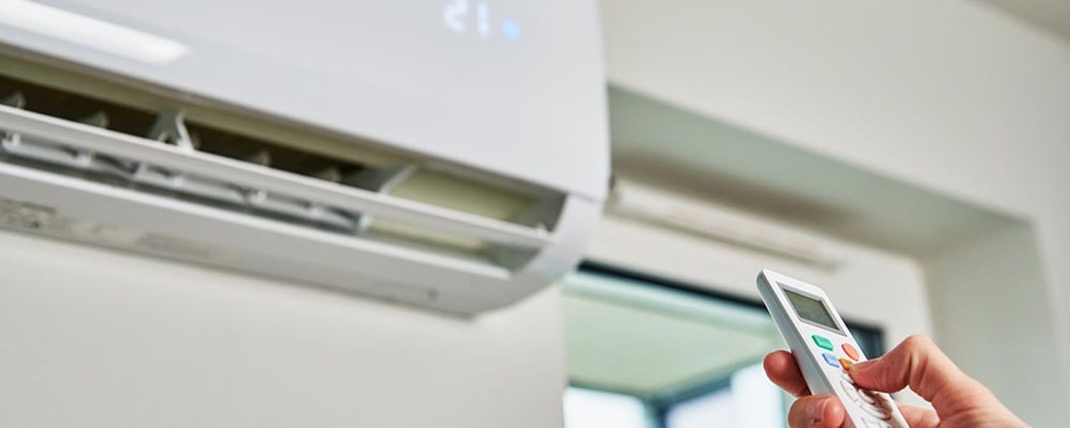 Ar-condicionado Hisense Hi-Connect com controle remoto