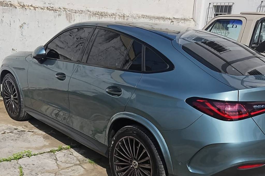 Mercedes-Benz GLC 300 apreendida pela Polícia Militar em São Paulo