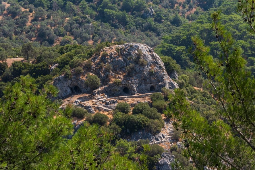 Cavernas no Vale de Homero, em Bornova, perto de Izmir, na Turquia