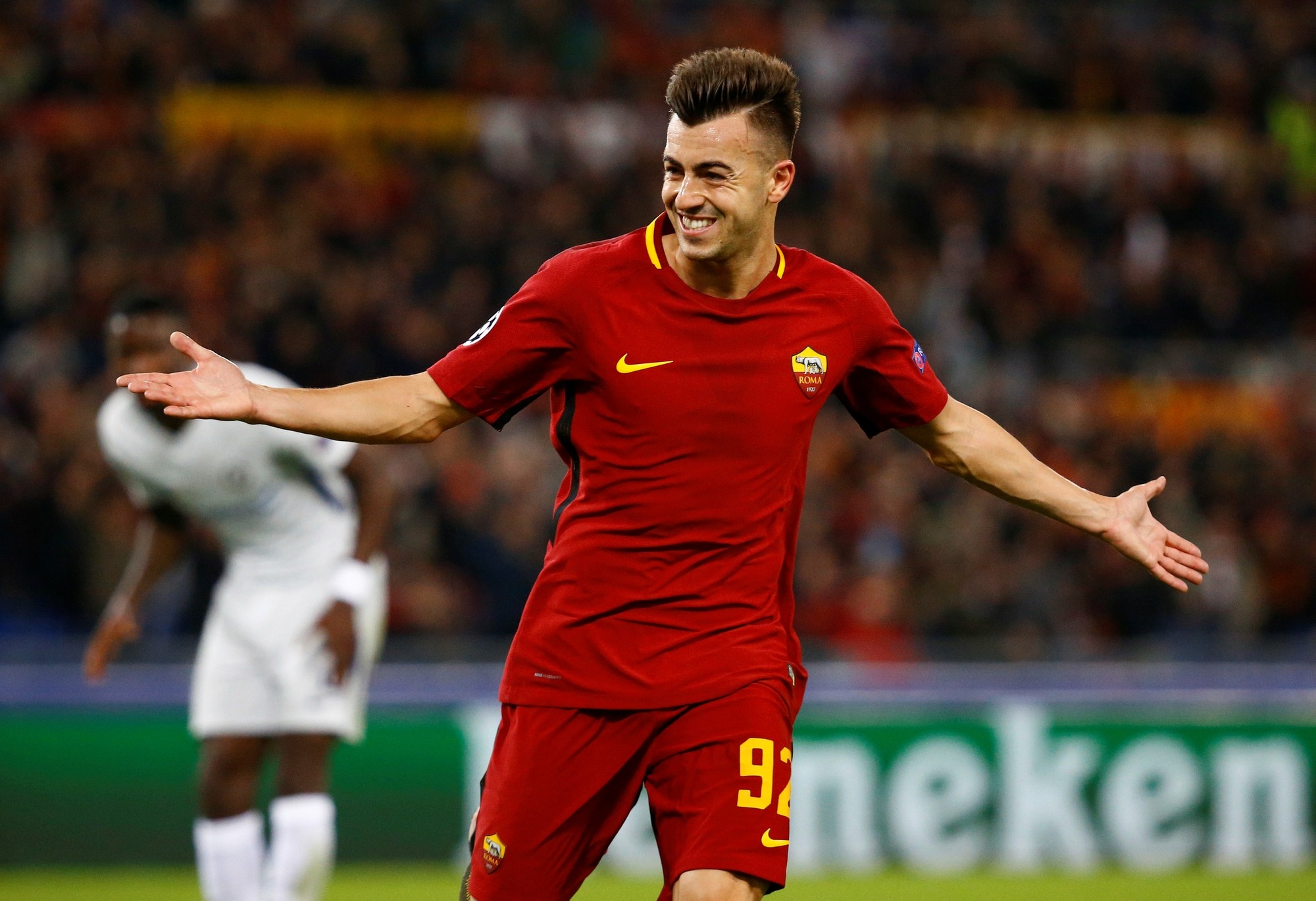 Stephan El Shaarawy em partida por Roma e Chelsea