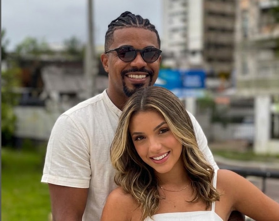 Davi Brito e Emilly Araújo