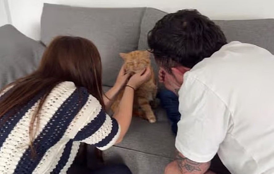 Ginge durante reencontro com sua tutora