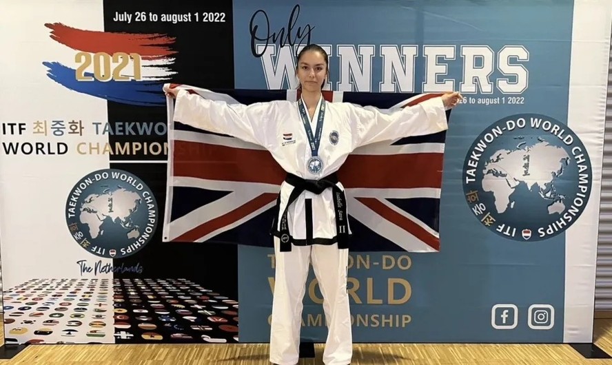 Isabelle Sava, medalhista mundial de taekwondo