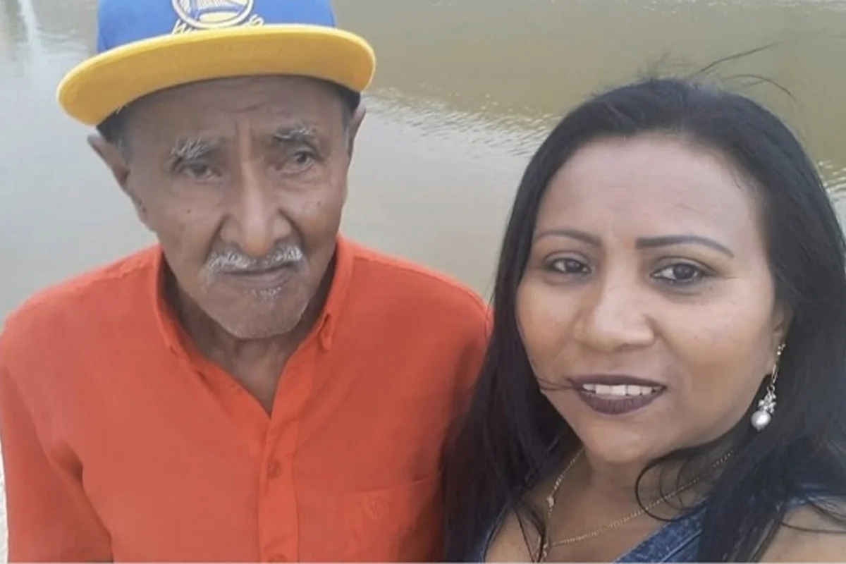 Elizar Moreira Silva durante o reconhecimento de paternidade da filha Ana Lúcia
