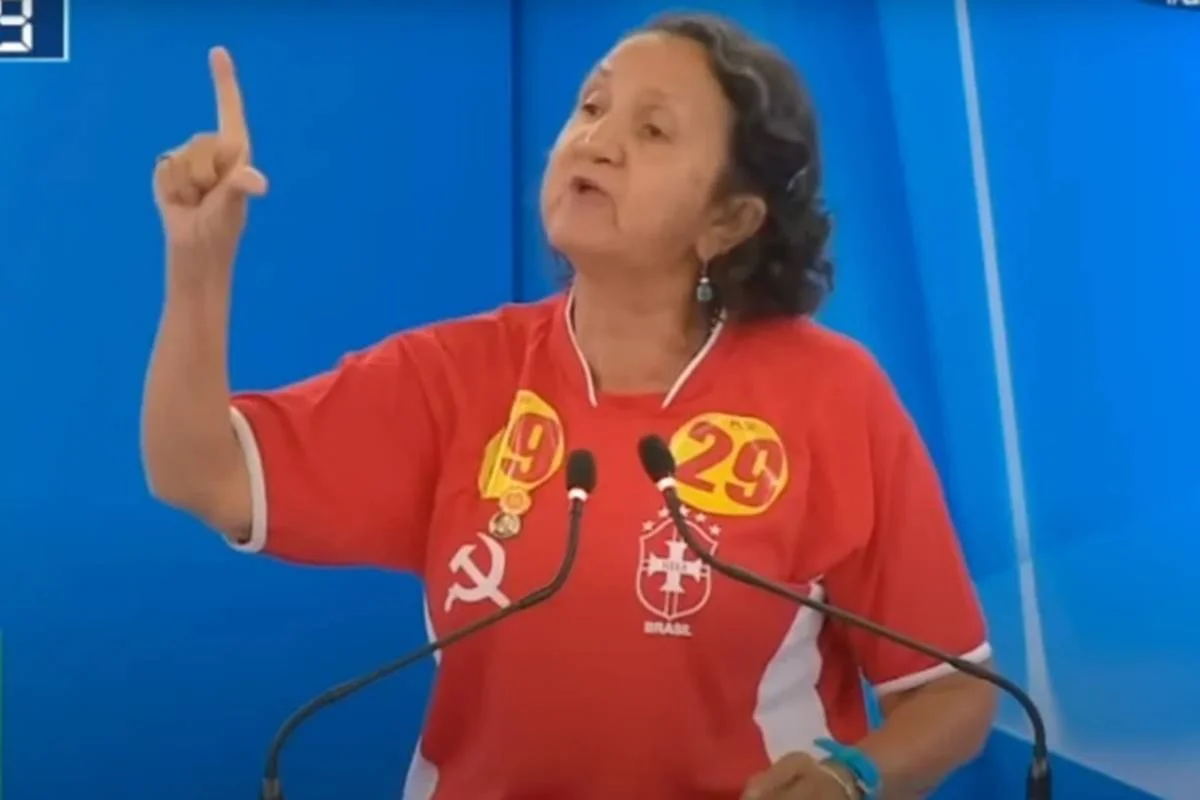Lourdes Melo durante entrevista