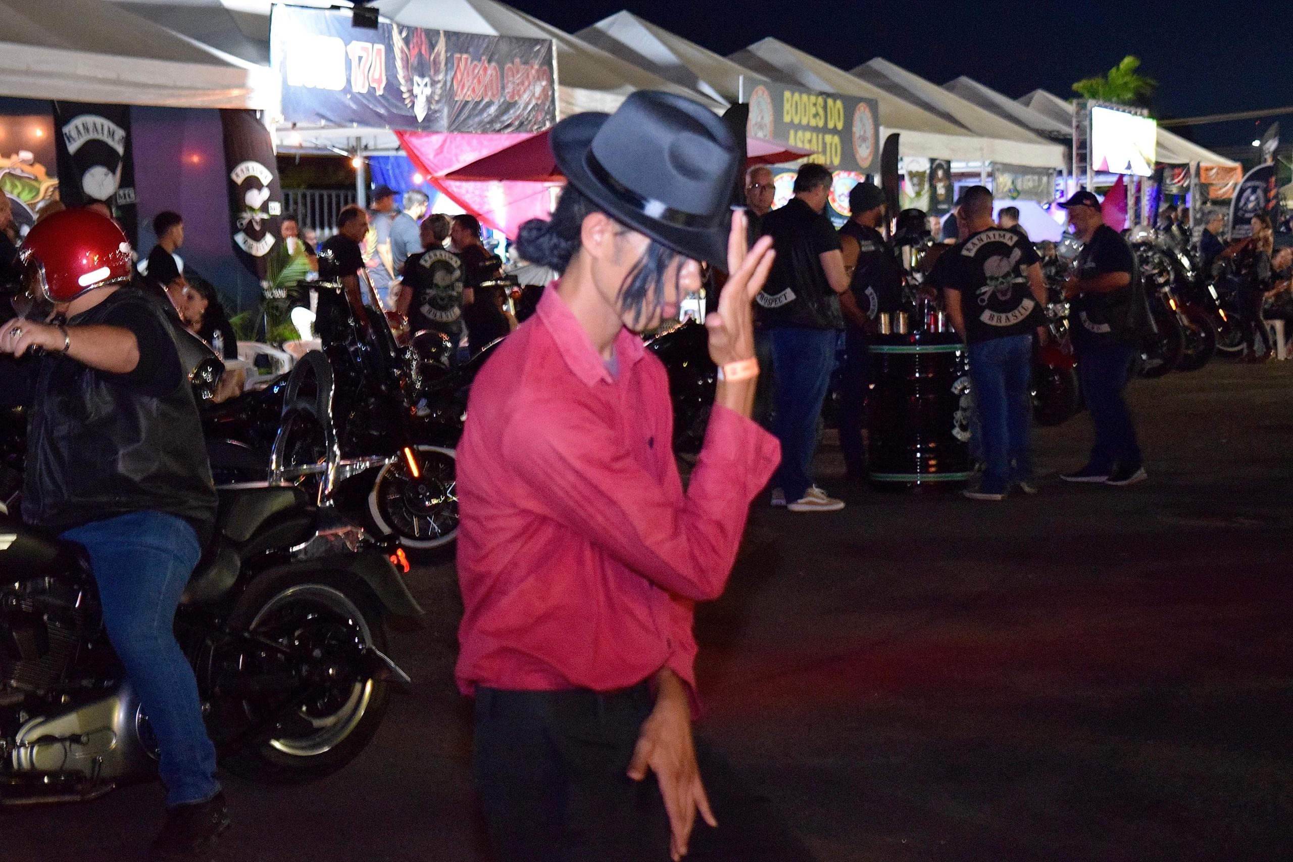 Felipe caracterizado como Michael Jackson
