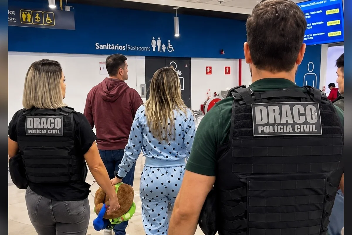 Mulher investigada por lavagem de dinheiro para o Comando Vermelho
