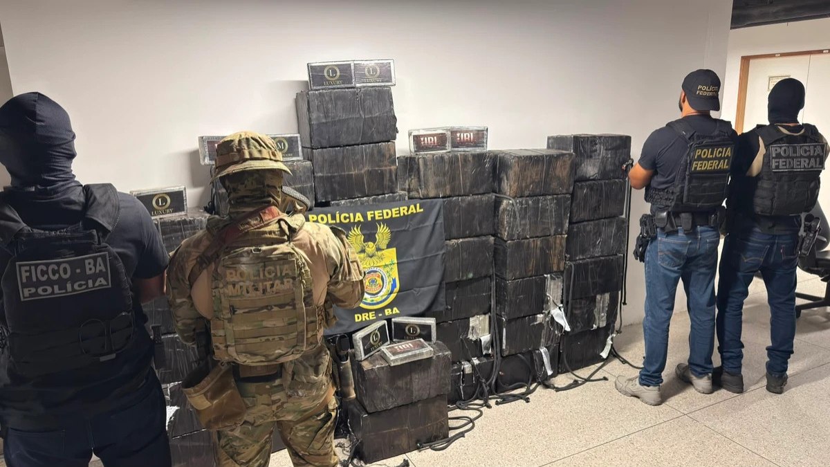 Cocaína apreendida pela Polícia Federal no Porto de Salvador