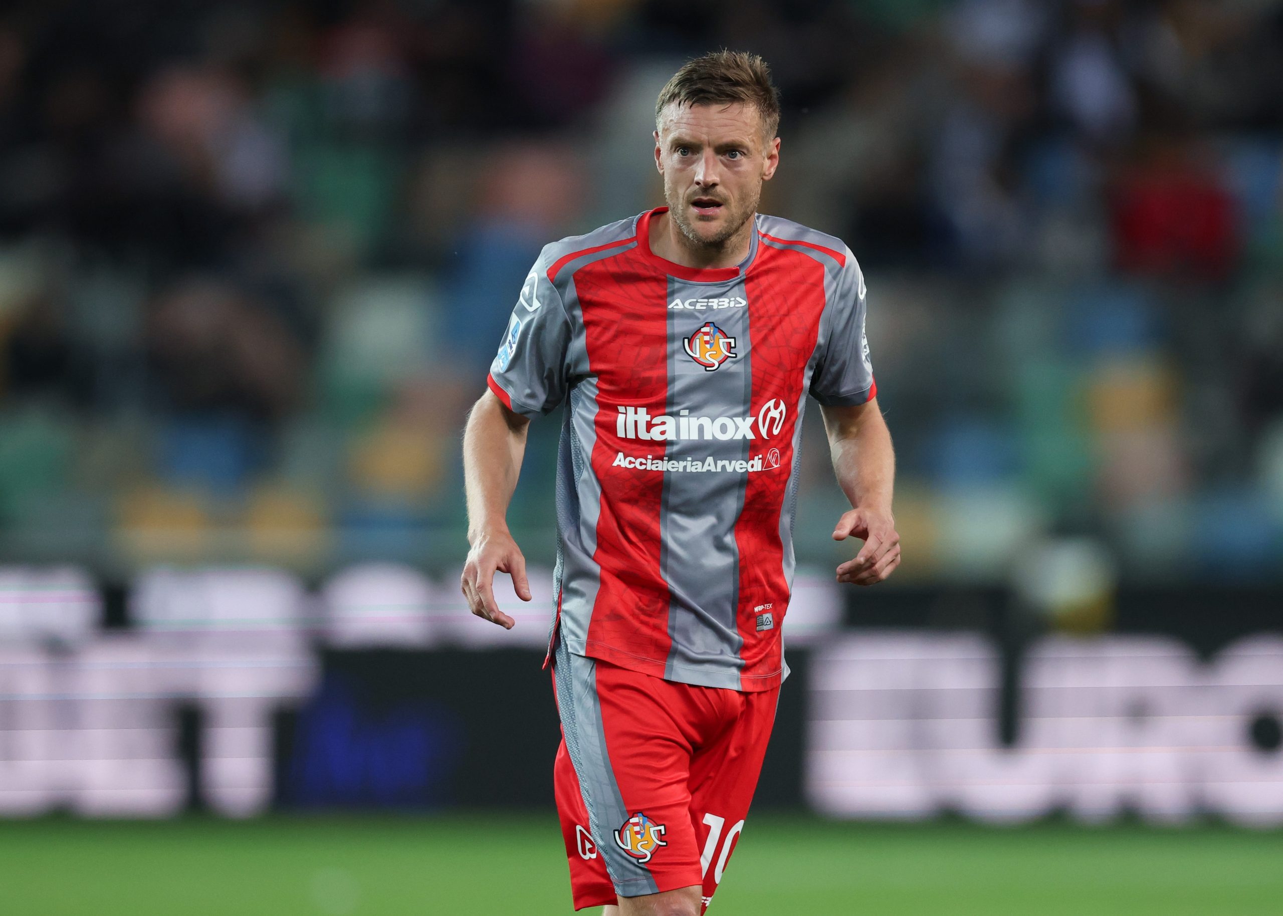 Jamie Vardy durante partida da Cremonese contra a Udinese pelo Campeonato Italiano