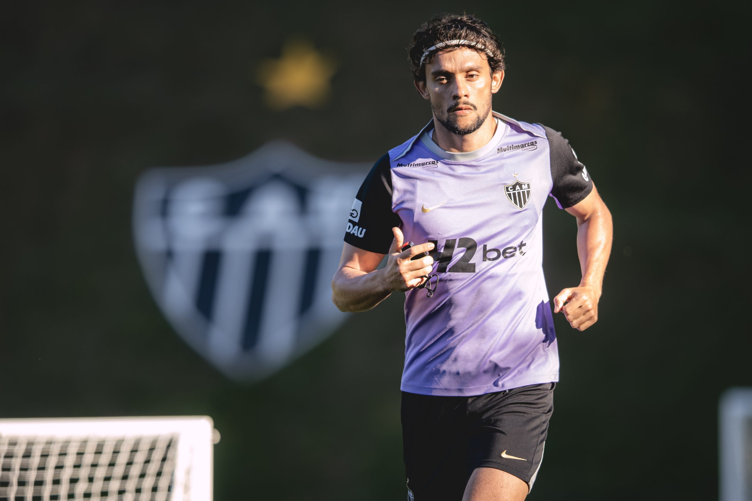 Gustavo Scarpa durante treino do Atlético-MG