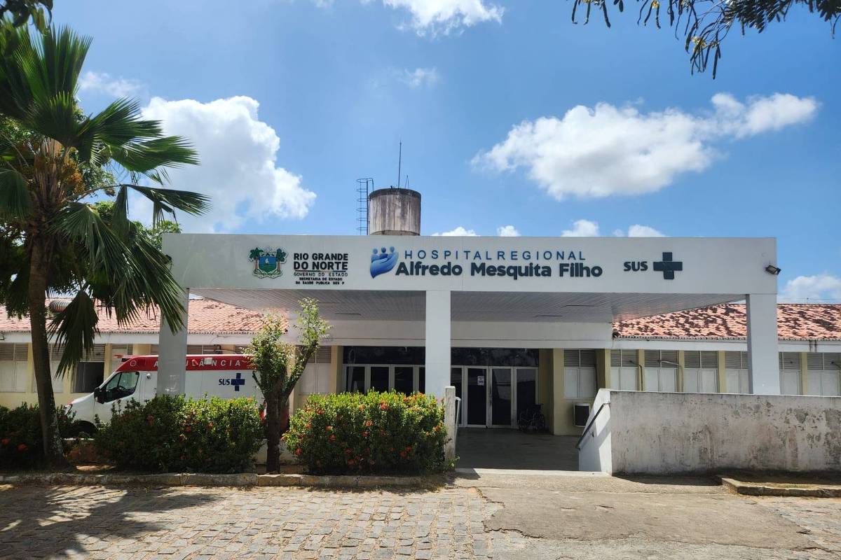 Fachada do Hospital Regional Alfredo Mesquita Filho em Macaíba
