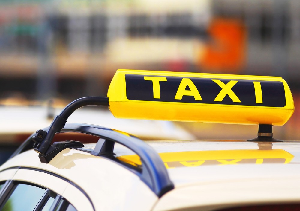 Táxi utilizado no transporte de passageiros
