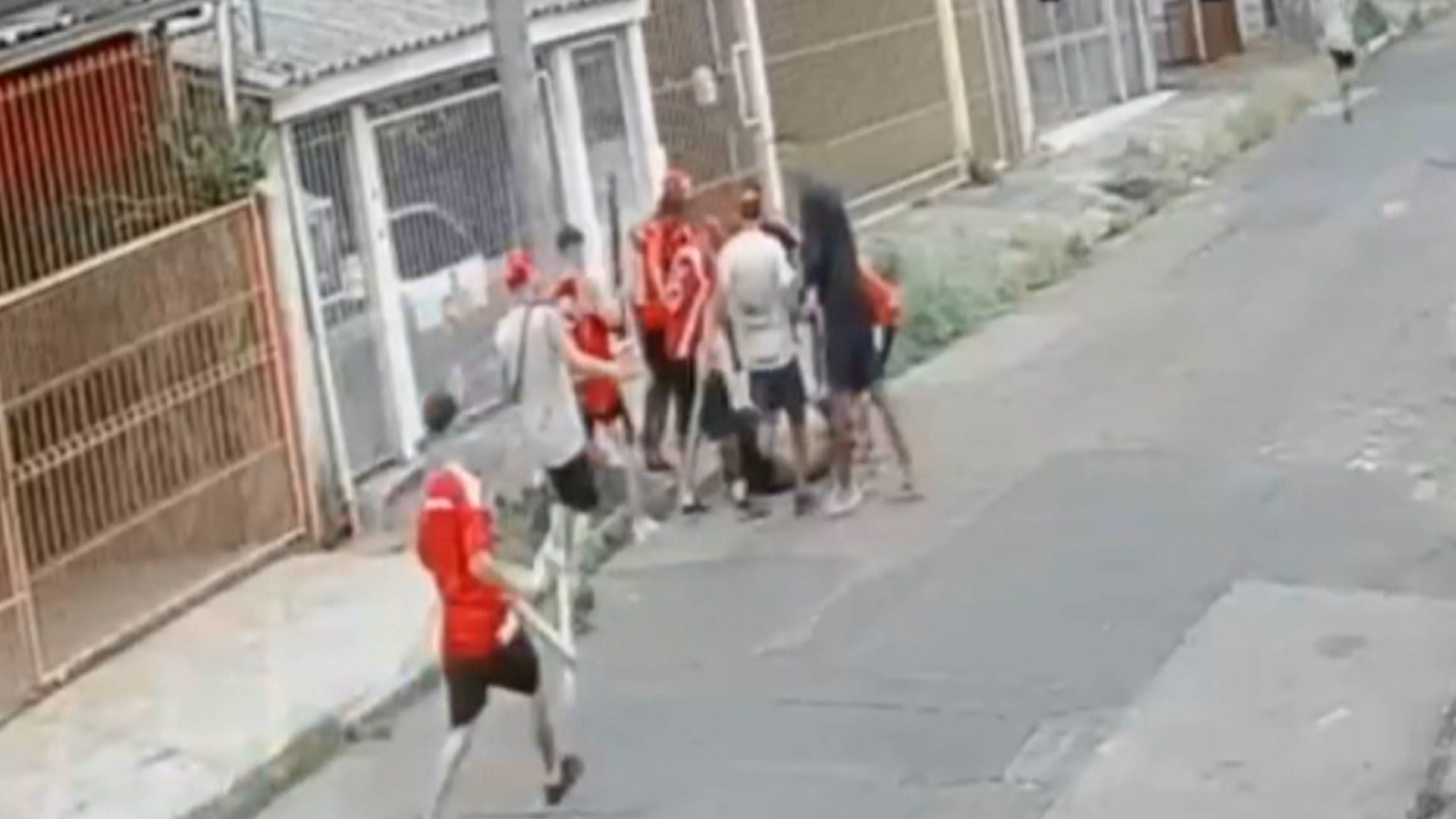 Torcedores do Internacional antes de Gre-Nal