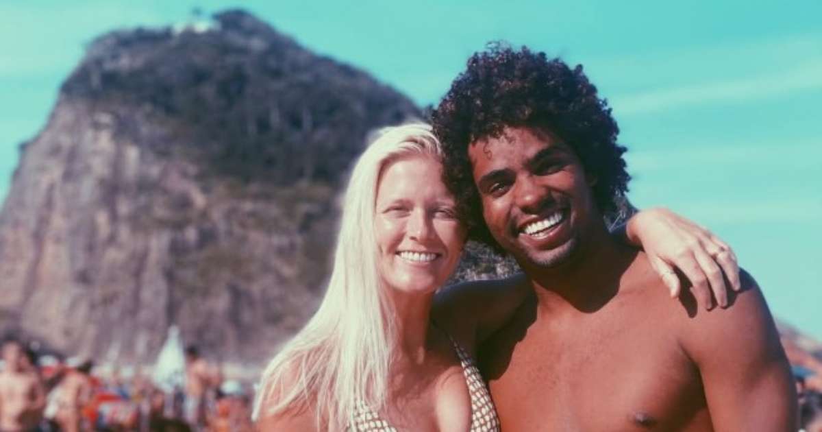 Surfista brasileiro Victor Bernardo