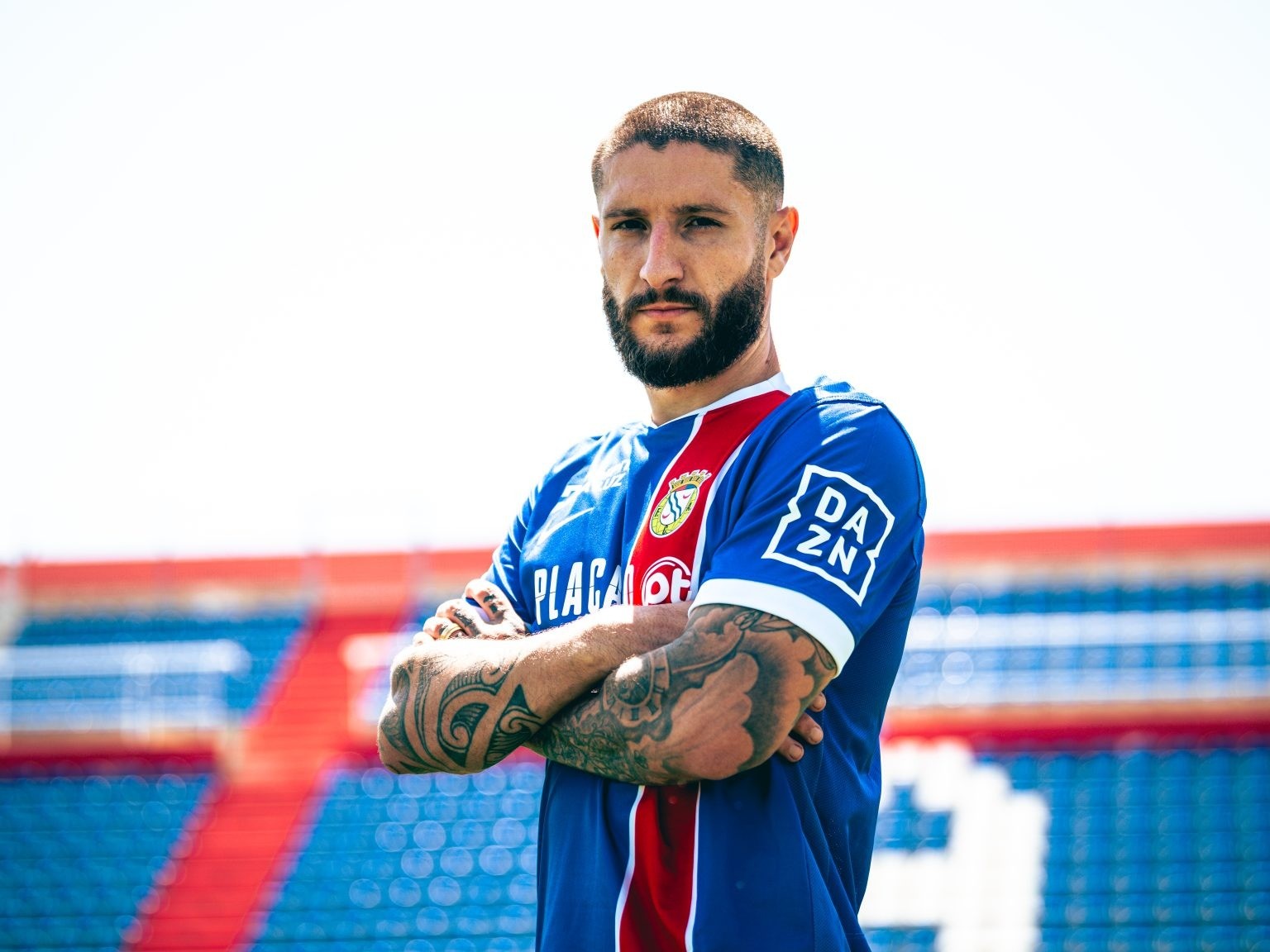 Zé Rafael assina contrato com o Alverca