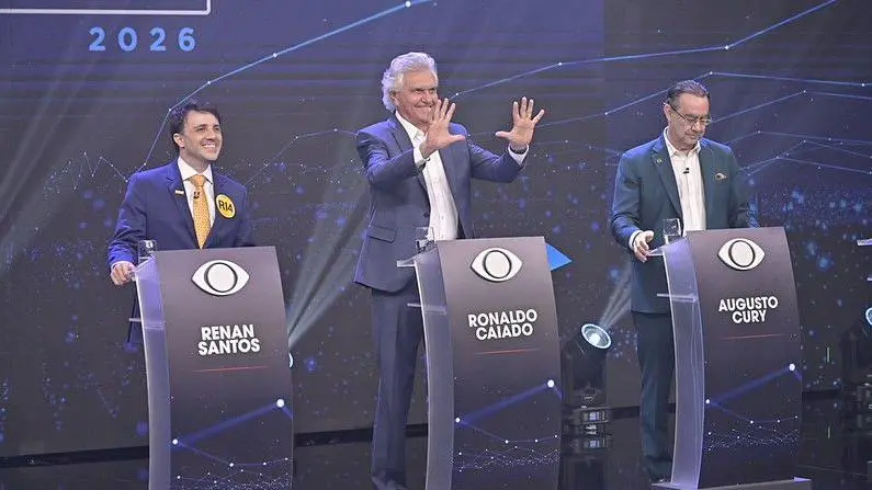 Jornalista durante entrevista