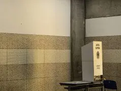 Urna Cabine eleições