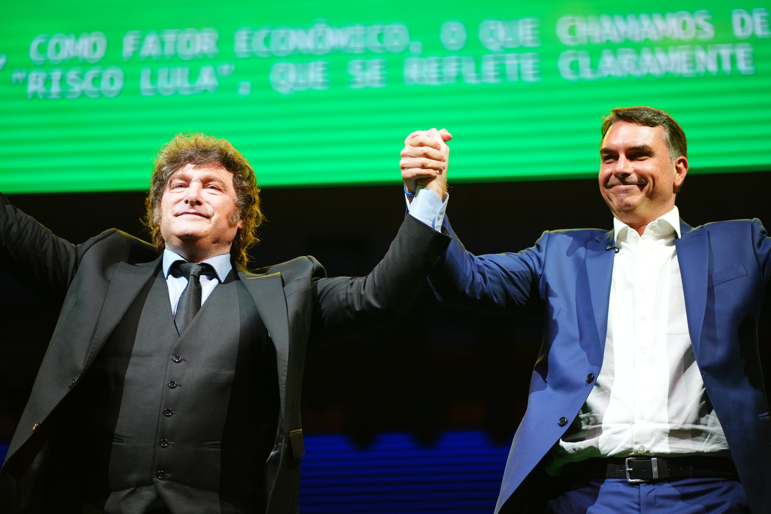Javier Milei Flávio Bolsonaro