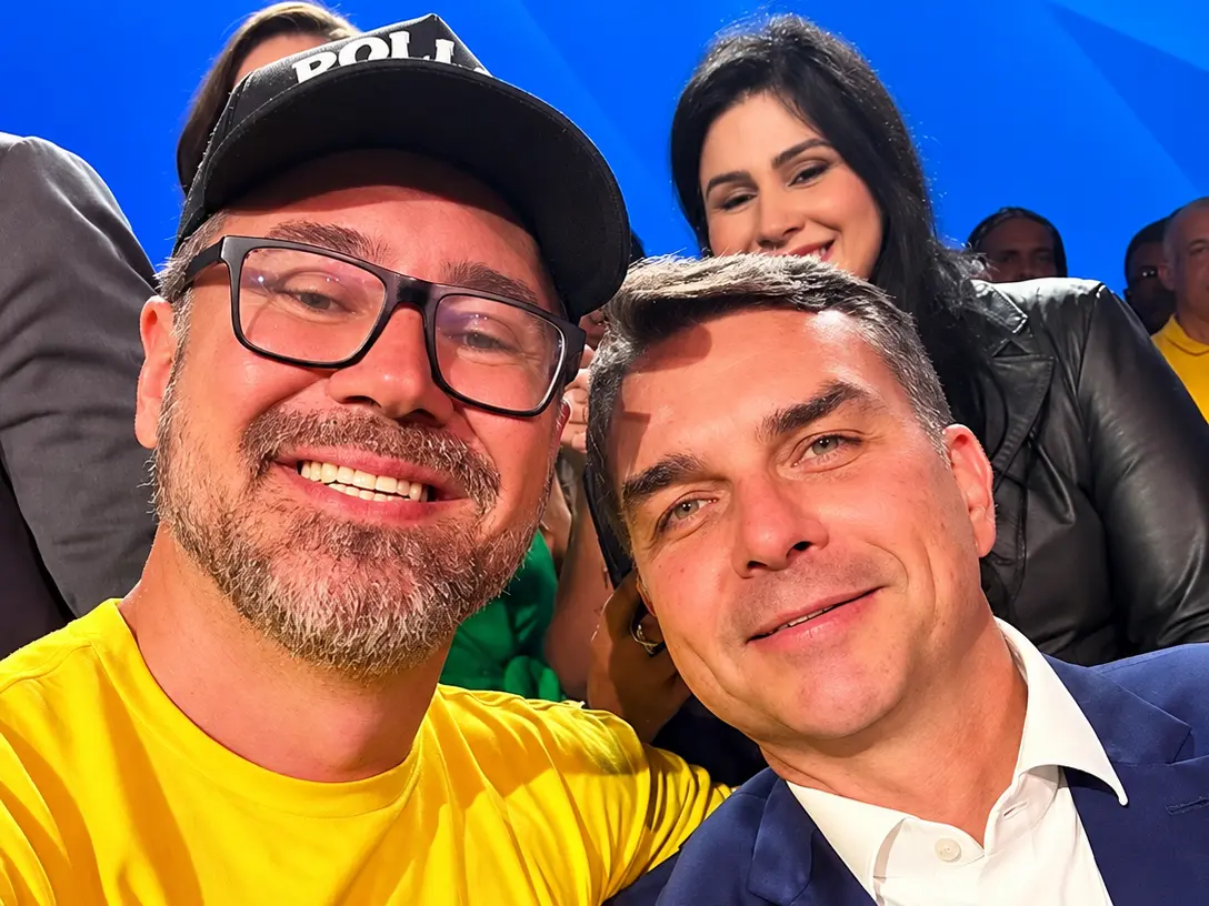 Marcos Pollon Flávio Bolsonaro