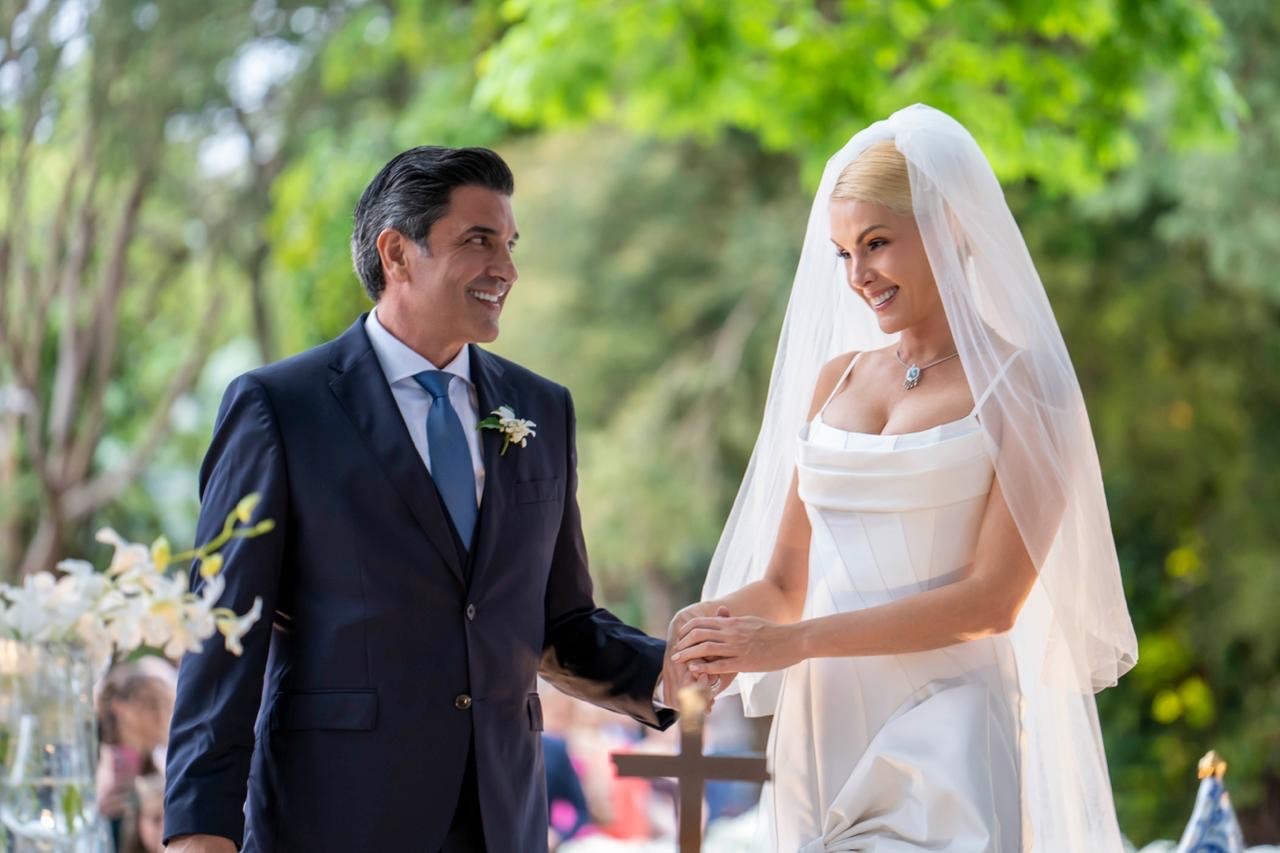Ana Hickmann e Edu Guedes durante o casamento