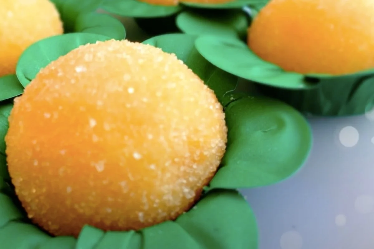 Brigadeiro de pamonha servido como sobremesa