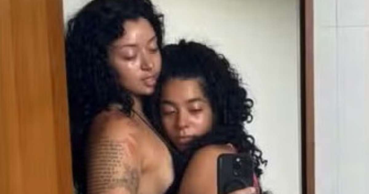 Camilly Victória e Amber Marie em publicação nas redes sociais