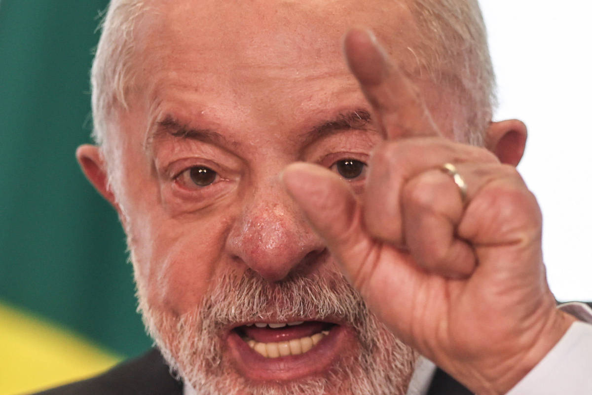 Lula durante cerimônia no Palácio do Planalto