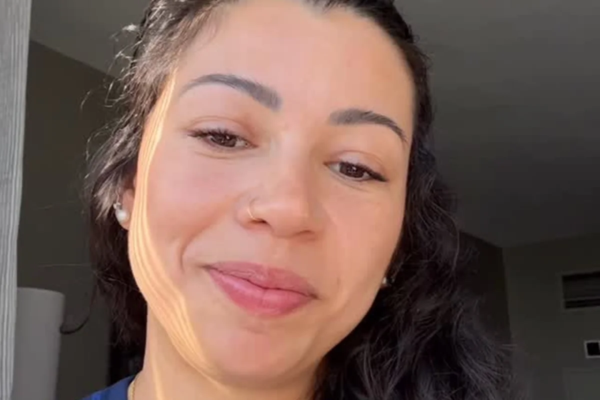 Ana Carolina Silva, conhecida como Carolana