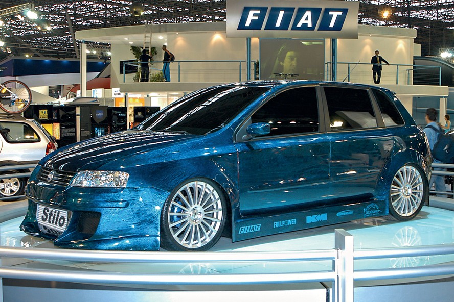 Fiat Stilo tunado com modificações externas