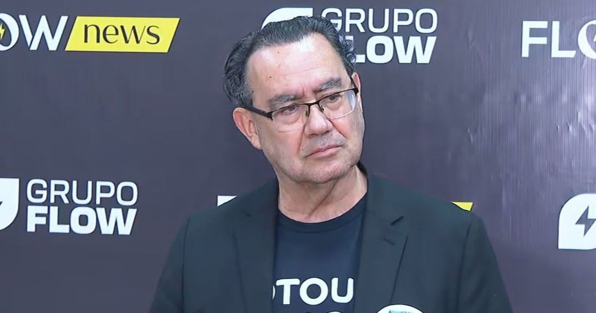 Augusto Cury antes de debate do Flow Podcast