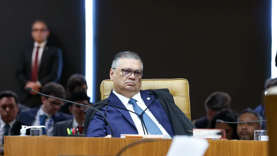 Ministro Flávio Dino em sessão do STF