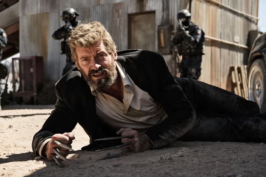 Hugh Jackman como Wolverine no filme Logan
