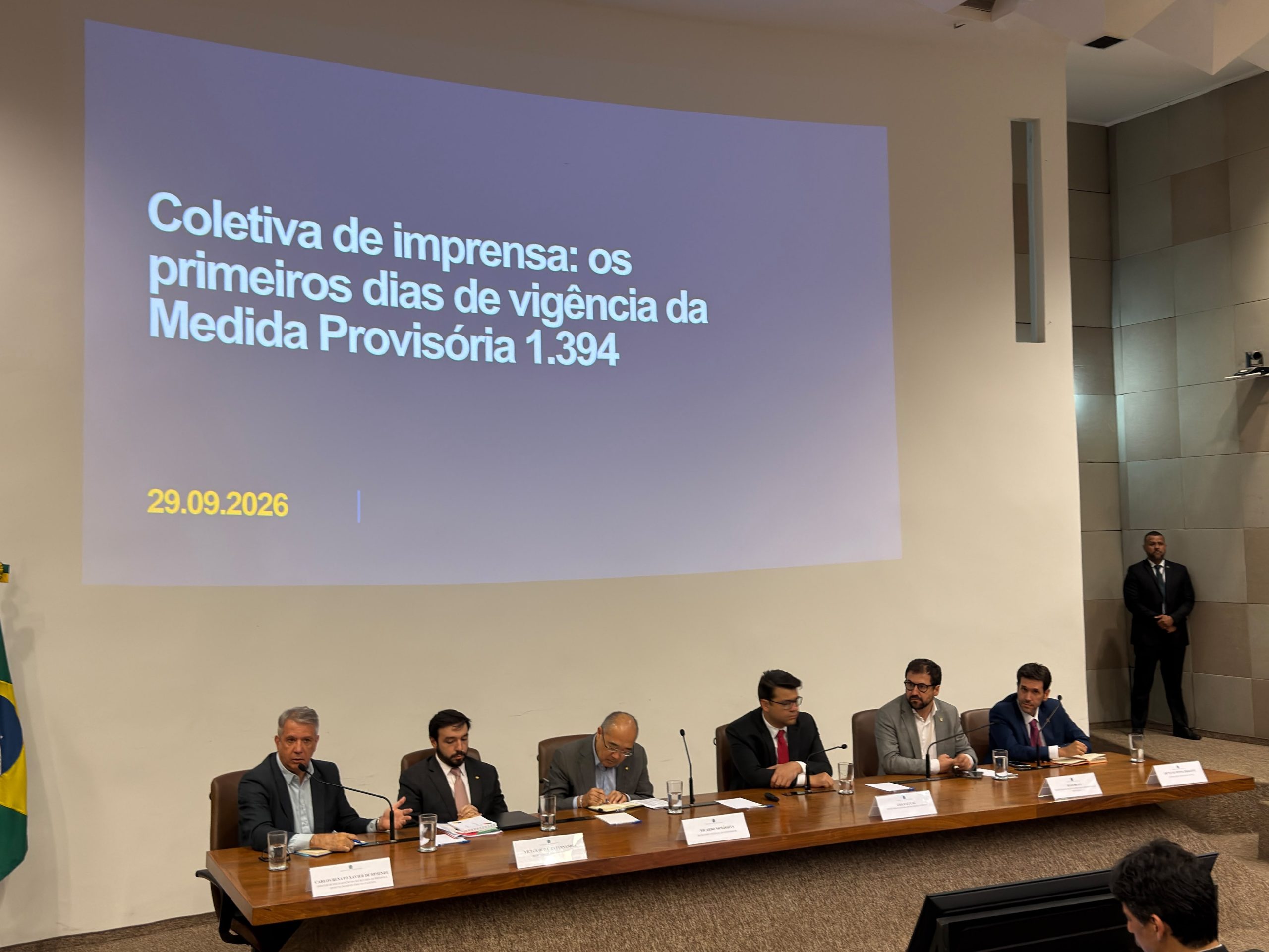 Representantes do governo federal durante coletiva sobre o bloqueio de sites de apostas