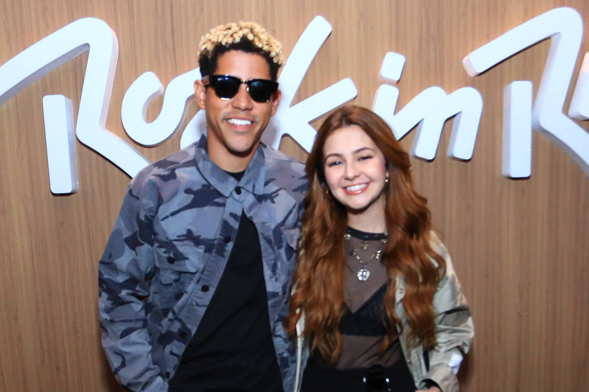 Klara Castanho e Cauê Campos no Rock in Rio