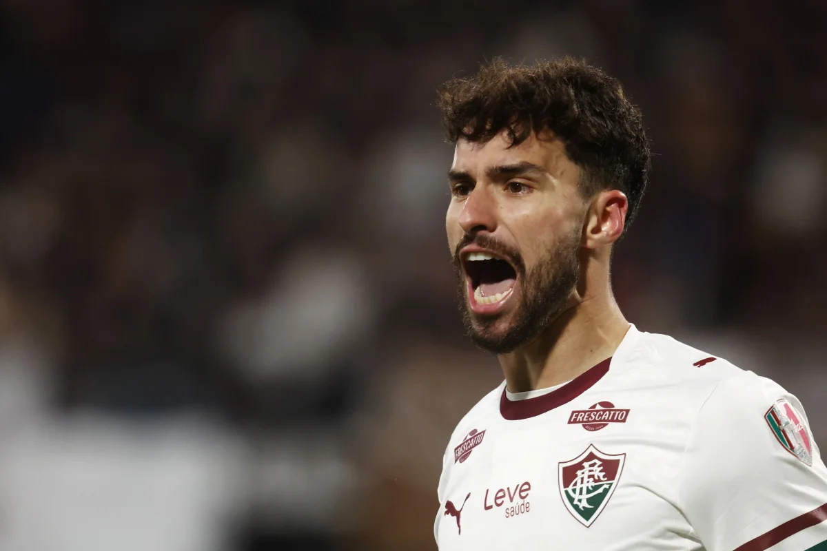 Martinelli, meio-campista do Fluminense