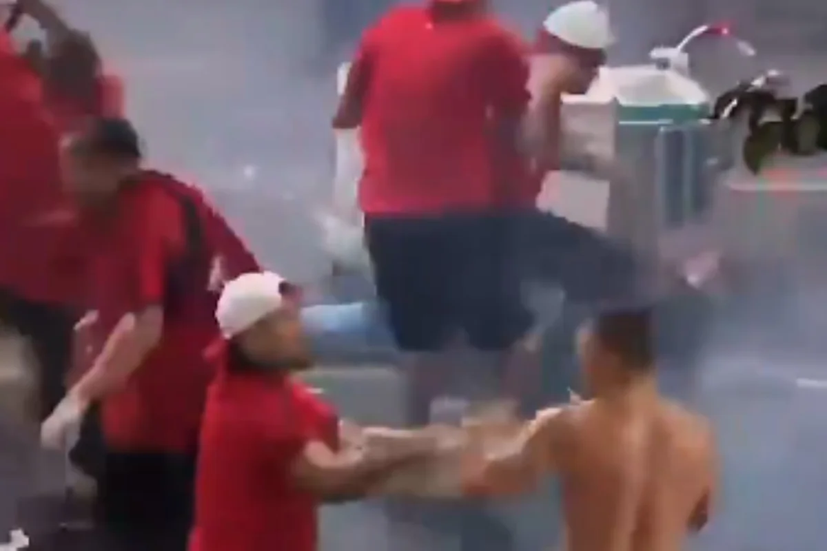 Torcedores do Flamengo nos arredores do Maracanã