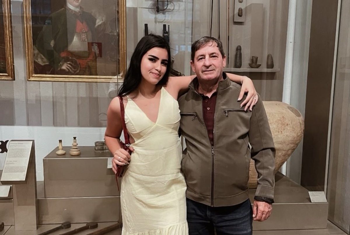 Monalisa Berriel e o pai, Gilberto Ferreira Berriel