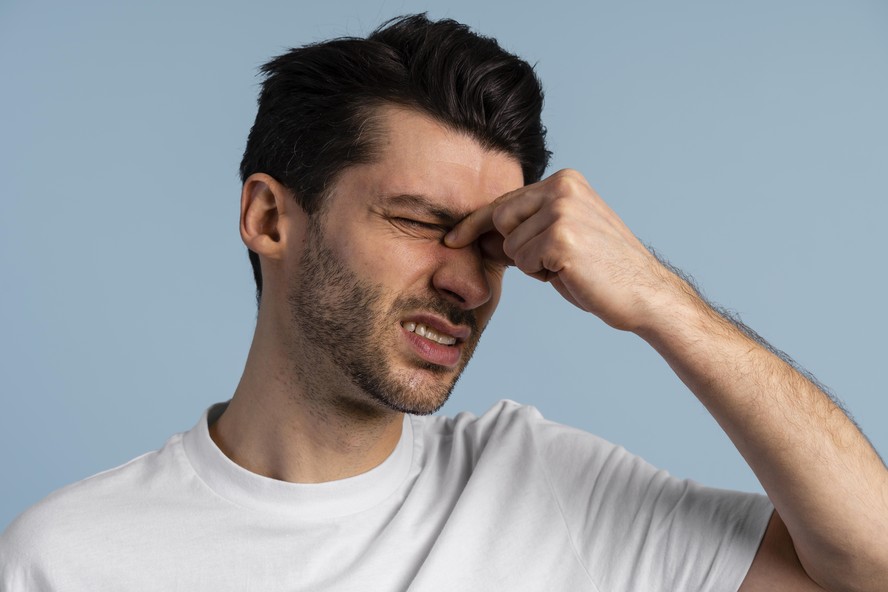 Pálpebra com tremor involuntário