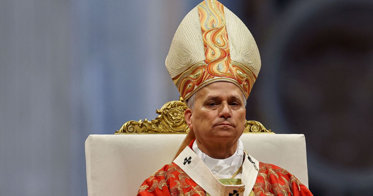 Papa Leão XIV celebra missa no Vaticano