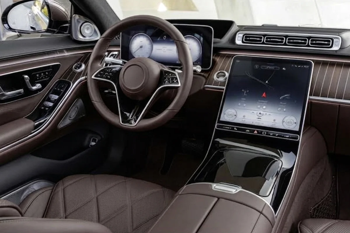 Carro de luxo blindado