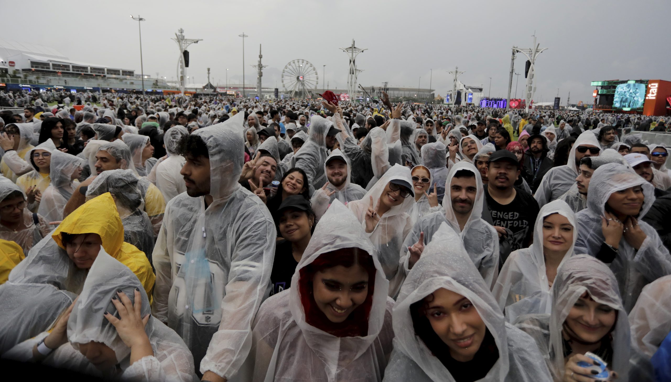 Chuva na Cidade do Rock durante o Rock in Rio