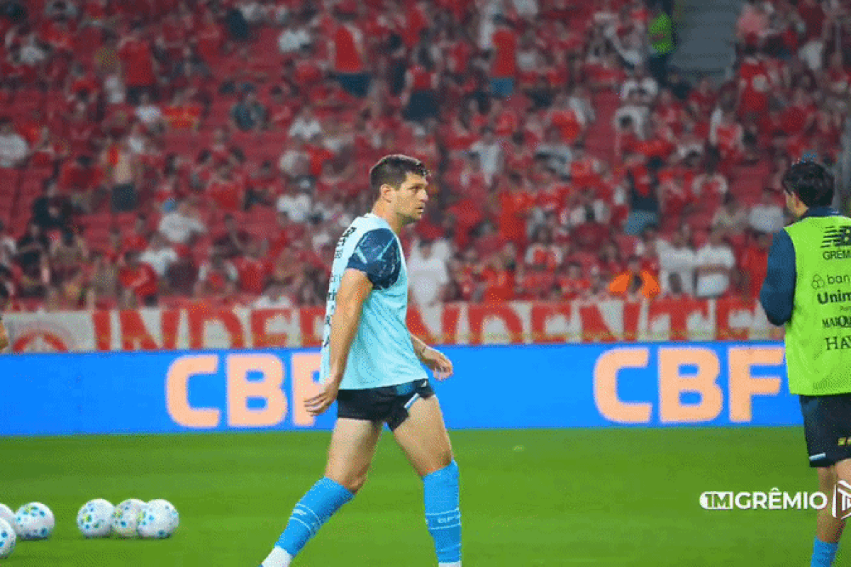 Walter Kannemann incentiva jogadores do Grêmio antes de Gre-Nal