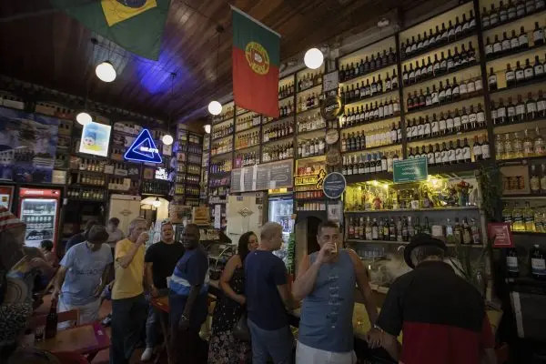 Quem paga o desconto? Saiba quem banca a maioria das promoções na 99Food e na Keeta