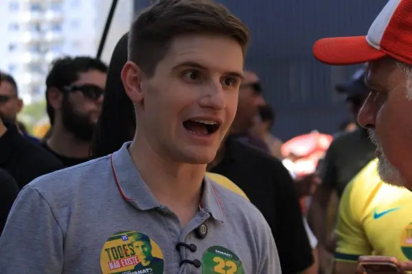 MP-SP abre inquérito contra Lucas Pavanato por fala sobre minorias